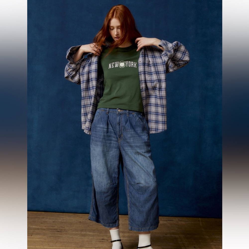 BDG Meg Slouchy Cropped
Carpenter Jean. NWT